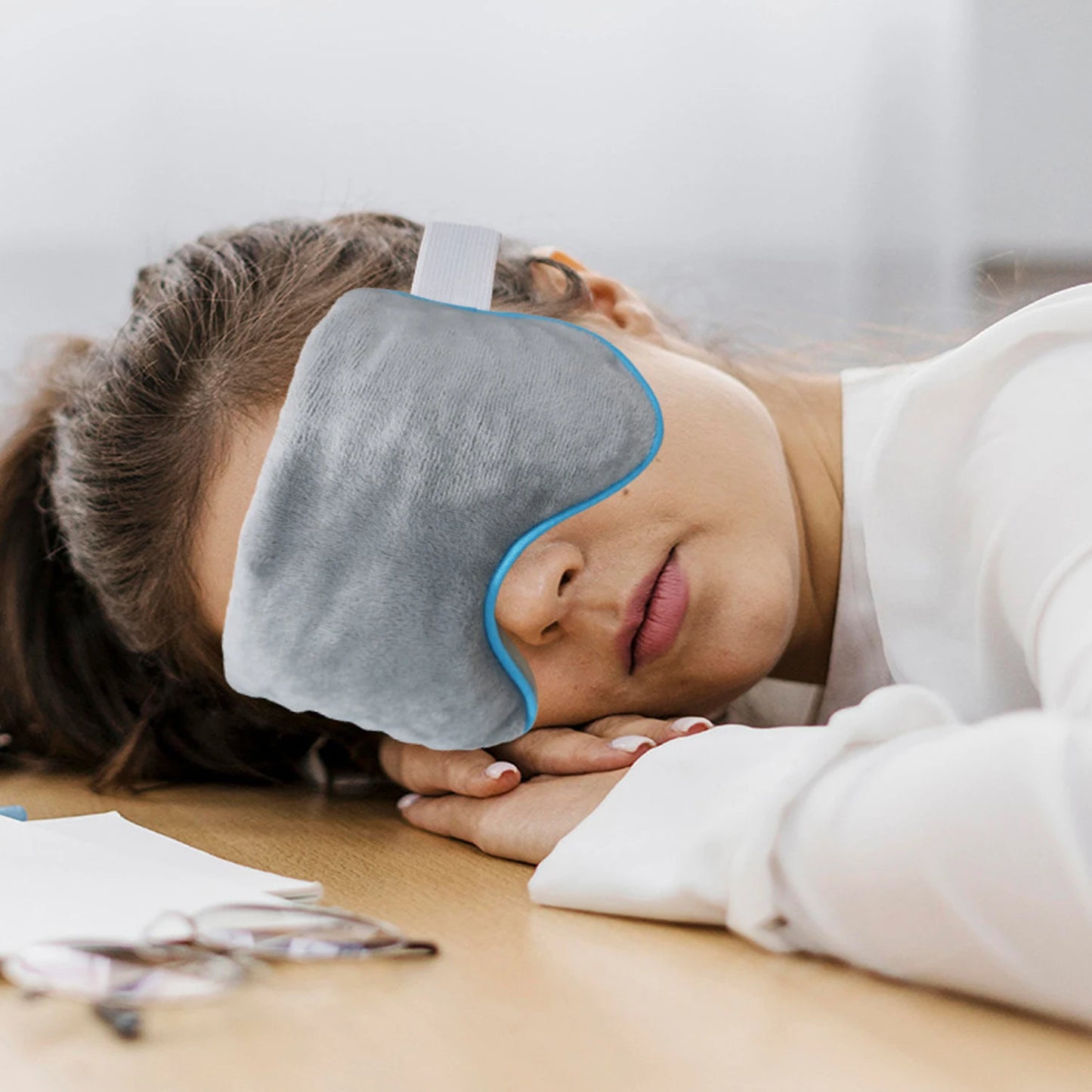 Weighted Cooling Eye Mask for Relaxing Night Sleep